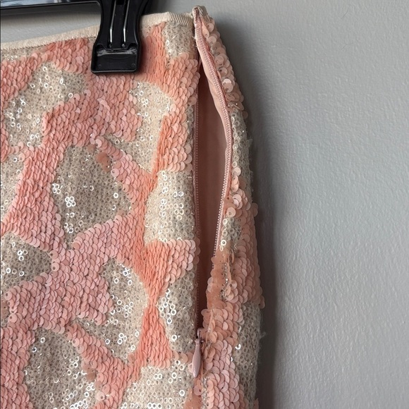 Banana Republic Women's full sequin lined Cream and coral 🪸 print Skirt - Picture 5 of 8